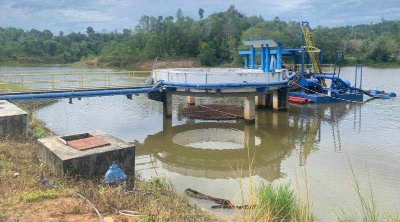 Pemasangan Kabel dan Interkoneksi Pipa di Embung Bolong, Ini Wilayah Terdampak yang Tak Dialiri Air Bersih Pemasangan Kabel dan Interkoneksi Pipa di Embung Bolong, Ini Wilayah Terdampak yang Tak Dialiri Air Bersih